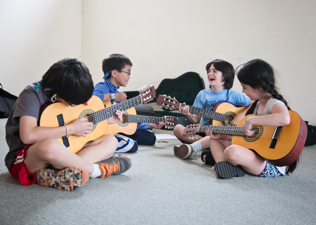 Guitar class for kids
