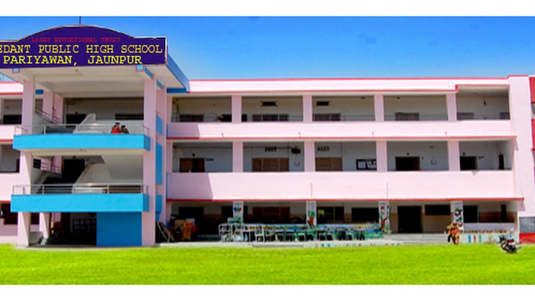 StJohannes International High School